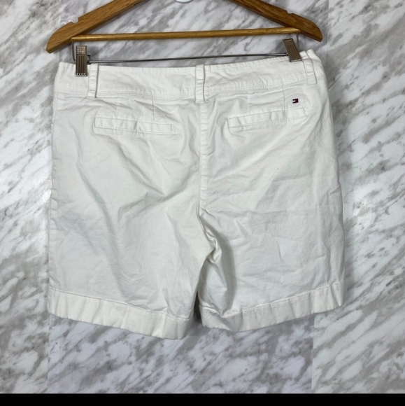 Tommy Hilfiger White Bermuda Shorts - Size 6 - Picture 3 of 5